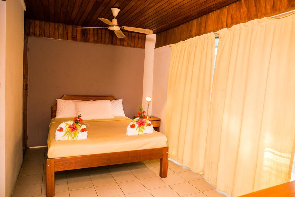 Hideaway Hotel Port Moresby Kamer foto
